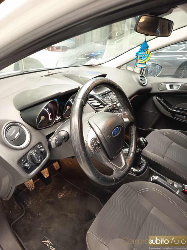 FORD Fiesta usata, con Controllo trazione