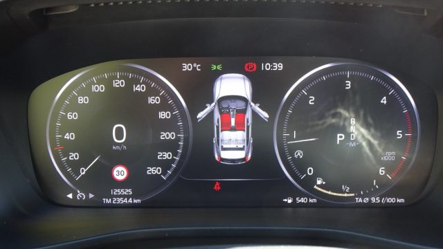VOLVO XC40 usata 97