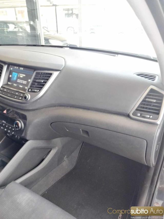 HYUNDAI Tucson usata, con Sedile posteriore sdoppiato