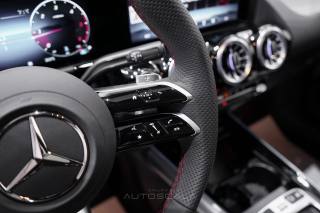 MERCEDES-BENZ GLA 200 usata, con Tettuccio apribile