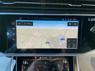 AUDI Q8 usata, con Touch screen