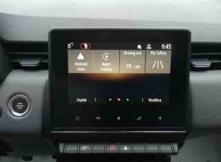 RENAULT Clio usata, con Touch screen