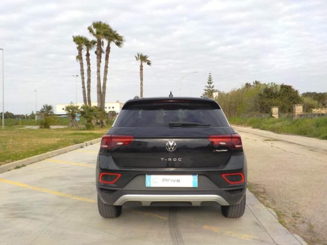 VOLKSWAGEN T-Roc usata, con Autoradio