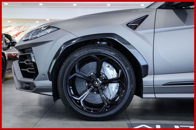 LAMBORGHINI Urus usata, con Cerchi in lega