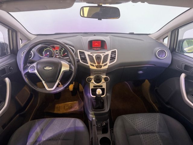 FORD Fiesta usata 10