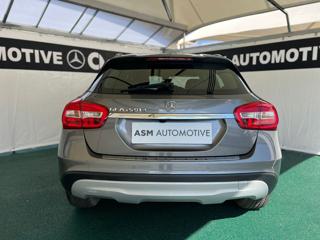 MERCEDES-BENZ GLA 200 usata, con Alzacristalli elettrici