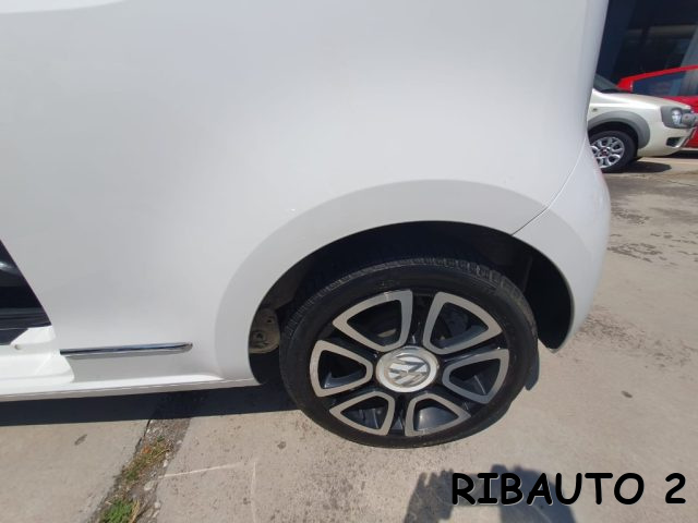 VOLKSWAGEN up! usata, con Chiusura centralizzata