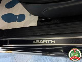 ABARTH 595 usata, con USB