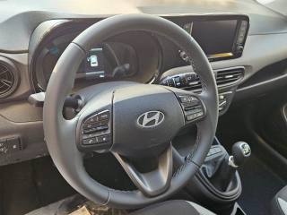 HYUNDAI i10 usata, con Controllo trazione
