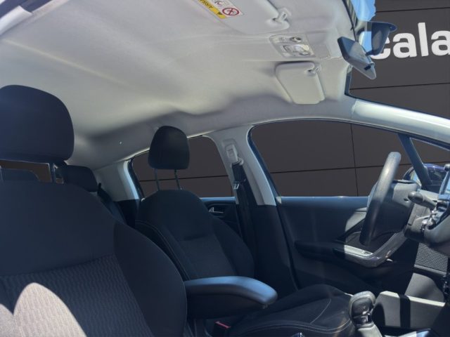 PEUGEOT 208 usata, con Vivavoce