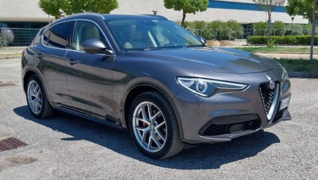 ALFA ROMEO Stelvio usata, con Cerchi in lega