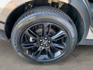 LAND ROVER Range Rover Velar usata, con Climatizzatore