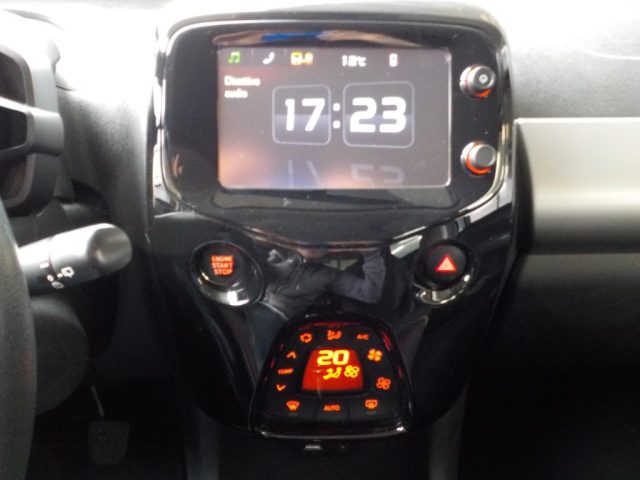 PEUGEOT 108 usata 36