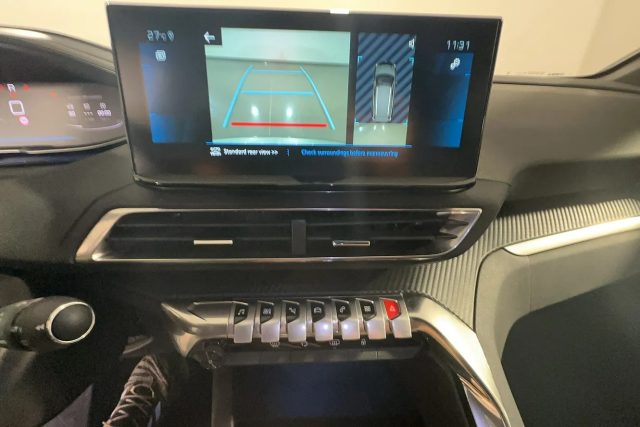 PEUGEOT 5008 usata, con Cerchi in lega