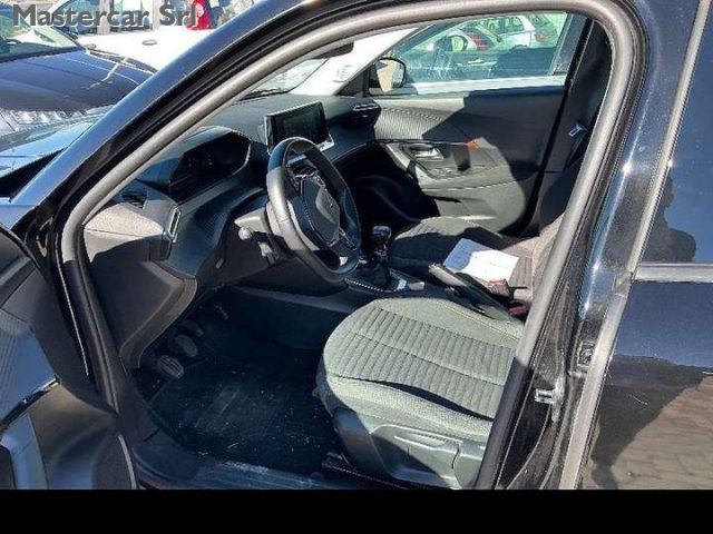 PEUGEOT 2008 usata, con Autoradio
