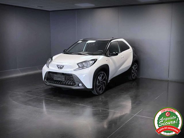TOYOTA Aygo X usata, con Airbag
