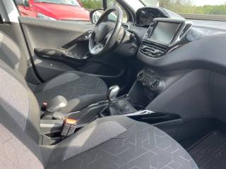 PEUGEOT 2008 usata 9