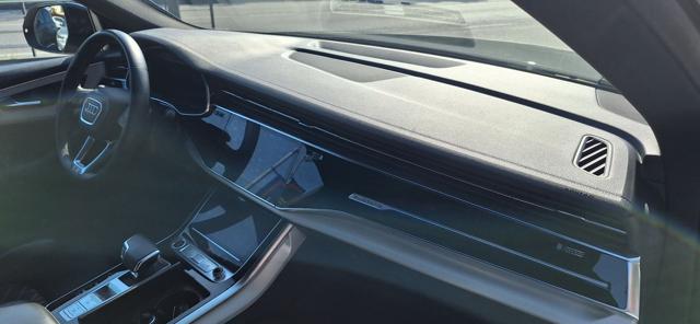 AUDI Q8 usata, con Autoradio