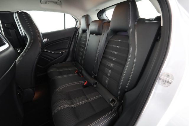MERCEDES-BENZ CLA usata 3