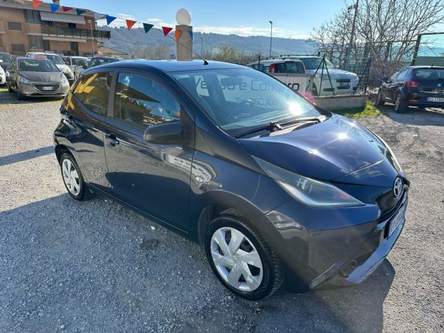 TOYOTA Aygo usata, con Airbag laterali
