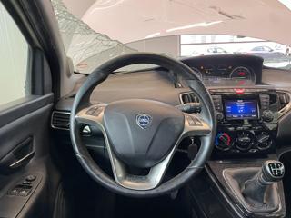 LANCIA Ypsilon usata, con Servosterzo