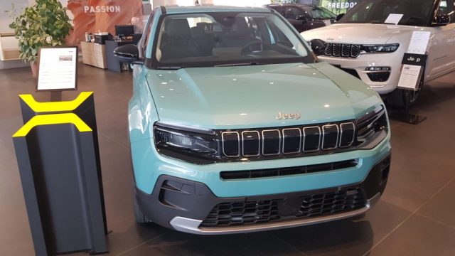 JEEP Avenger usata, con ESP