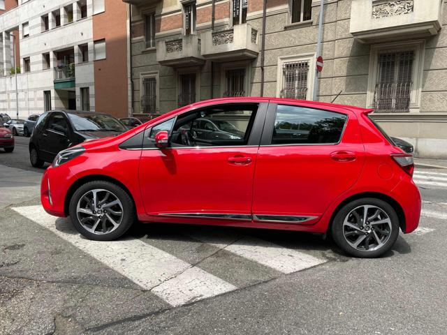 TOYOTA Yaris usata, con Autoradio