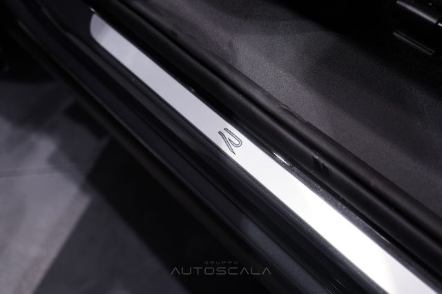 VOLKSWAGEN Tiguan usata, con Controllo automatico clima