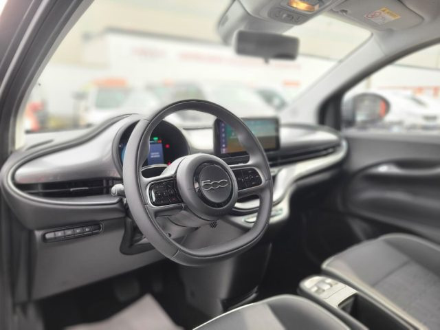 FIAT 500e usata, con Autoradio