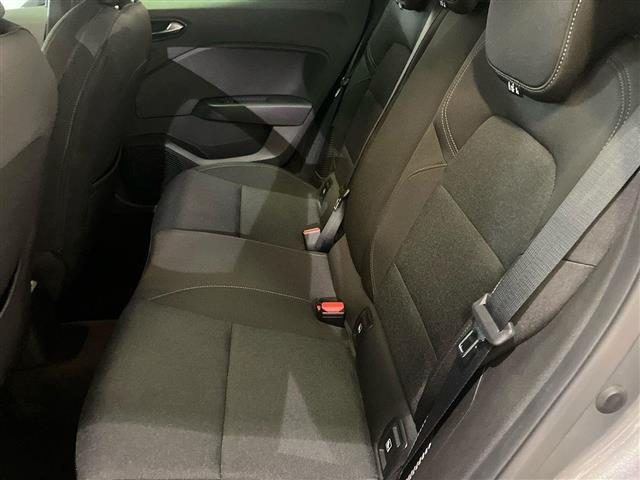 RENAULT Clio usata, con Fari LED