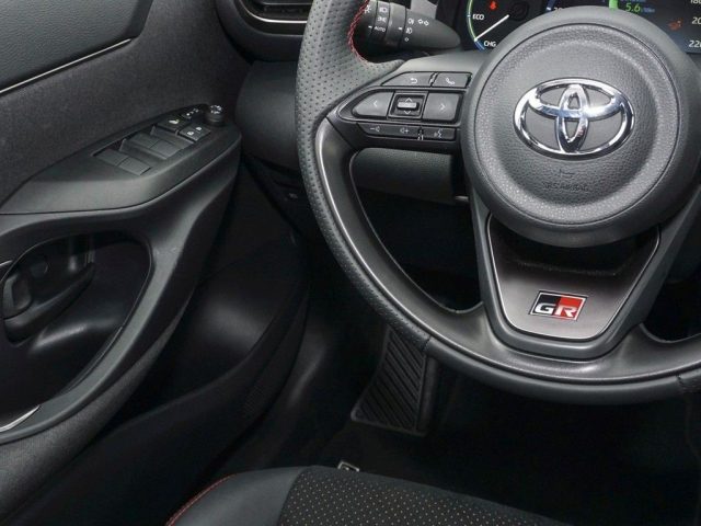 TOYOTA Yaris Cross usata, con Climatizzatore