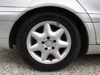 MERCEDES-BENZ C 200 usata, con Lettore CD