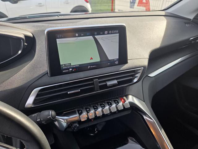 PEUGEOT 3008 usata, con Fendinebbia