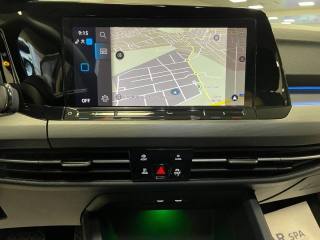 VOLKSWAGEN Golf usata, con USB