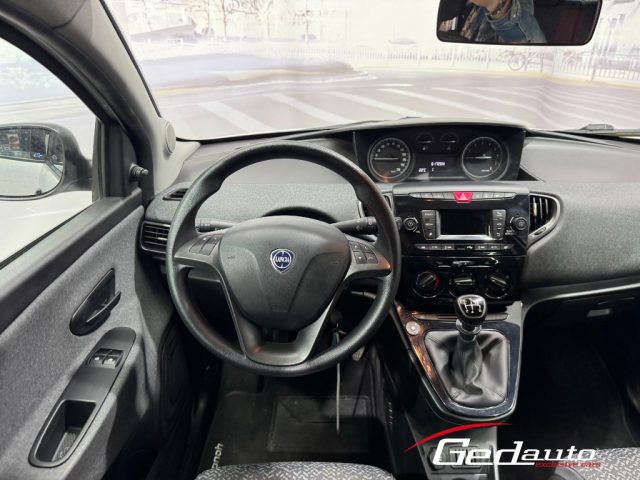 LANCIA Ypsilon usata 13