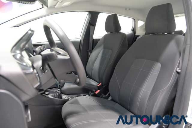 FORD Fiesta usata, con Autoradio