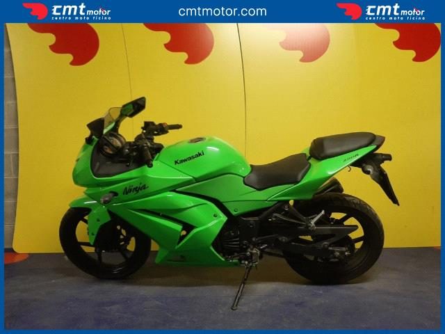 KAWASAKI Ninja 250 R usata 2