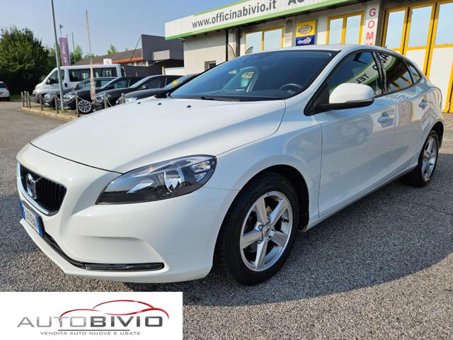 VOLVO V40 usata, con USB