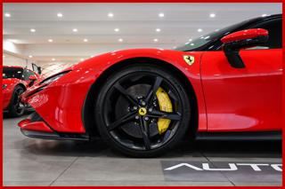 FERRARI SF90 usata, con Interni in pelle