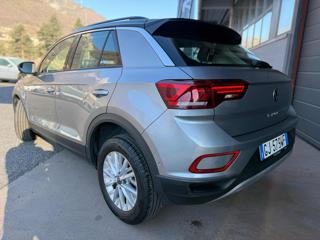 VOLKSWAGEN T-Roc usata, con Autoradio