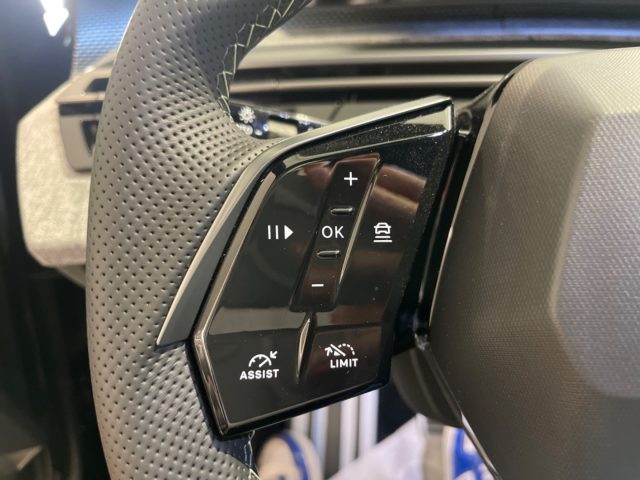 PEUGEOT 3008 usata, con Fari LED