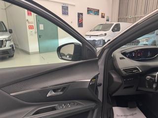 PEUGEOT 3008 usata, con Autoradio