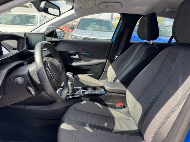 PEUGEOT 208 usata, con Controllo automatico clima