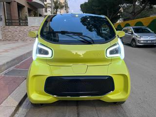 XEV Yoyo usata, con Alzacristalli elettrici