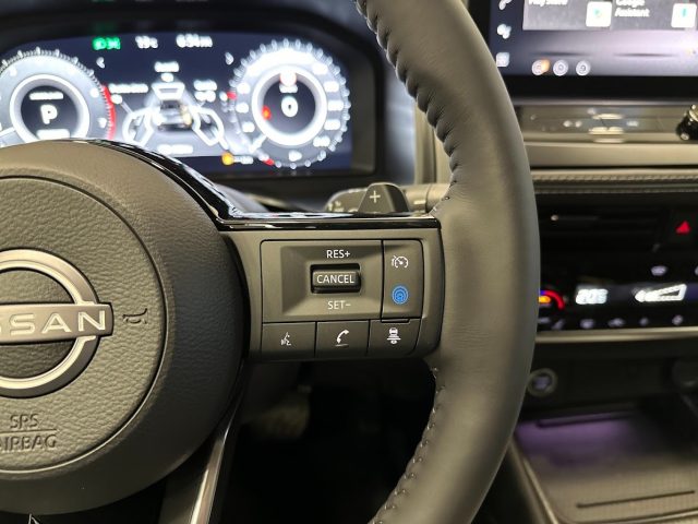 NISSAN Qashqai usata, con USB