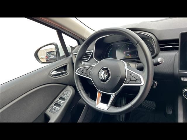 RENAULT Clio usata, con Alzacristalli elettrici