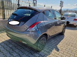 LANCIA Ypsilon usata, con Fendinebbia