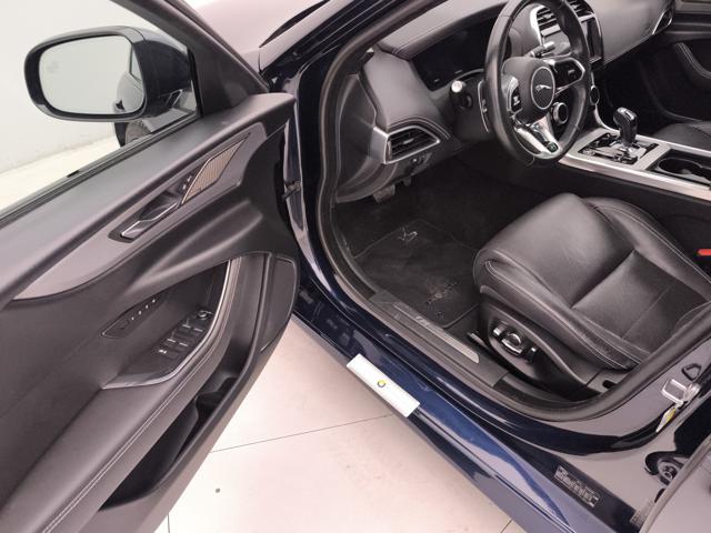 JAGUAR XE usata 64