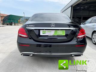 MERCEDES-BENZ E 200 usata, con Airbag Passeggero