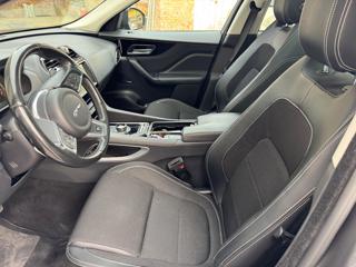 JAGUAR F-Pace usata, con Boardcomputer